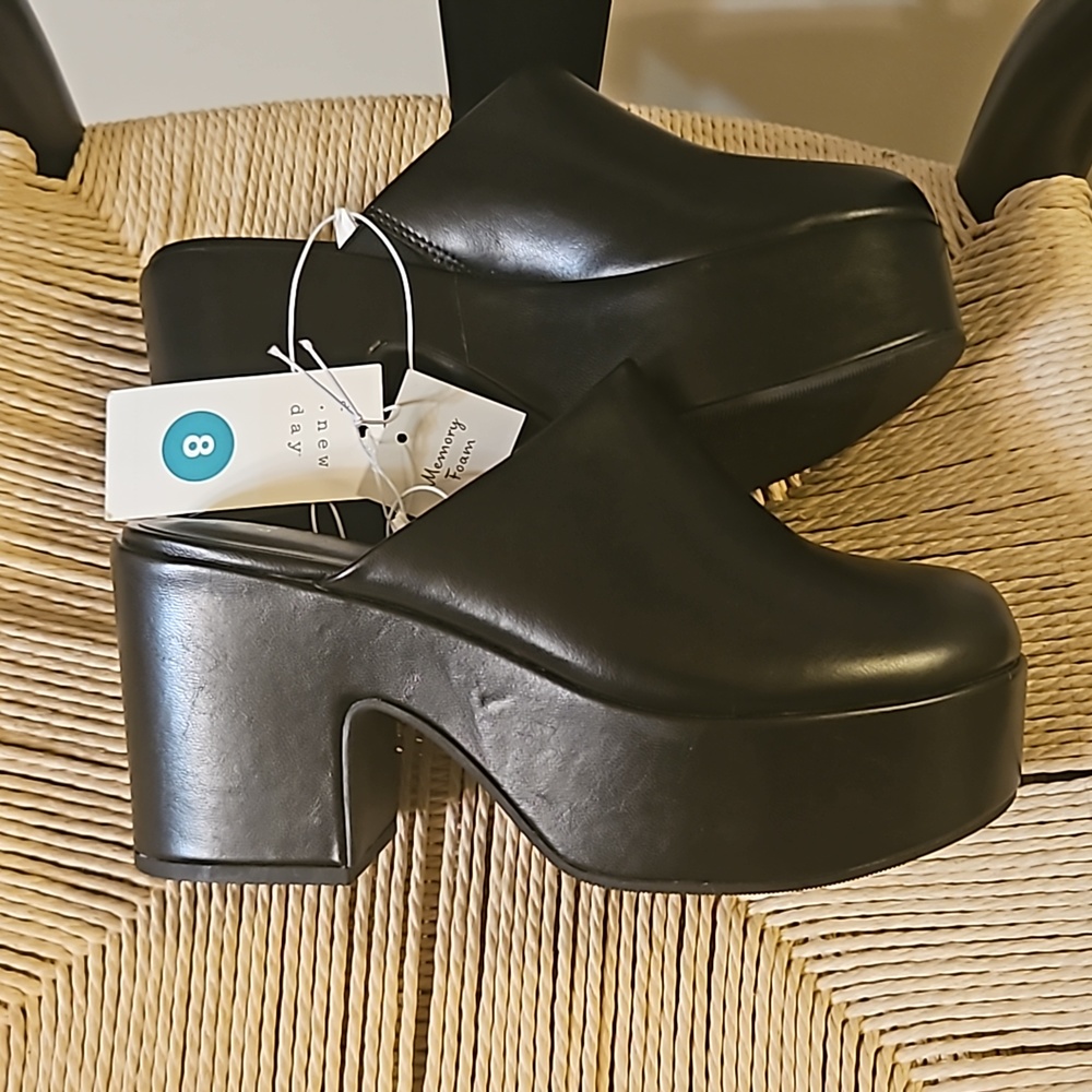 A new day women's black, Memory foam brand new with tag platform mules. Size 8.